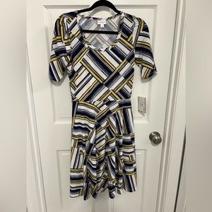 LuLaRoe Nicole Dress, Size S